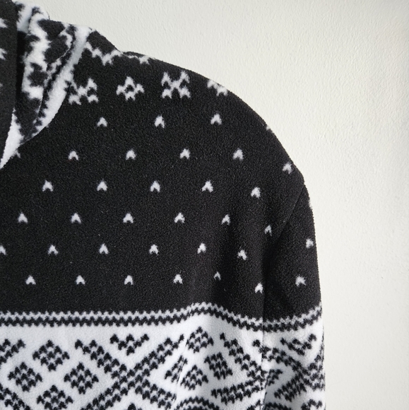 Land's End black white Nordic print fleece top - Picture 4 of 5
